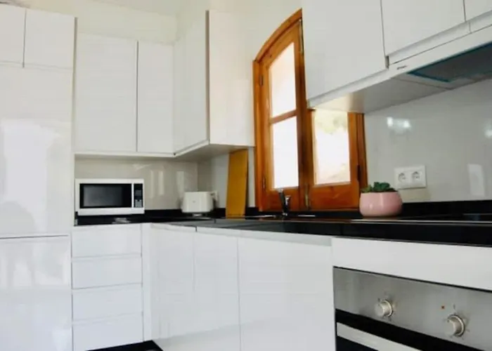 Beautiful With Amazing Sea View Апартаменты