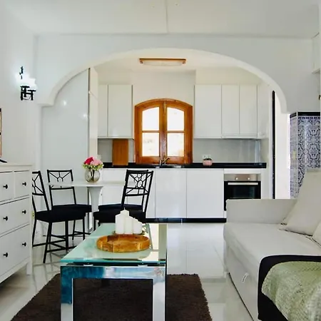 Apartment Beautiful With Amazing Sea View *