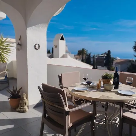 Beautiful With Amazing Sea View Nerja